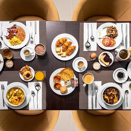 호텔 Empire Marques 3*